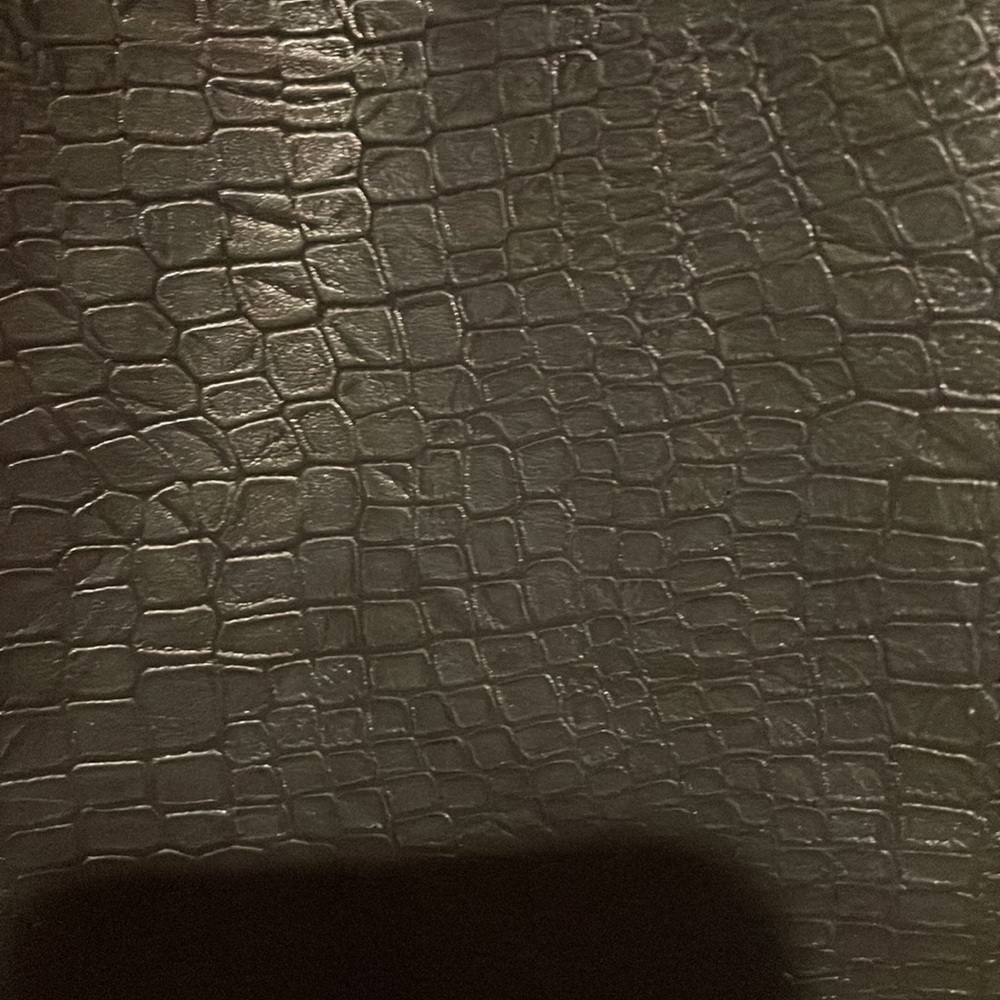 Stellaluce Faux Leather Black Embossed Skirt Large NWY - Picture 5 of 6